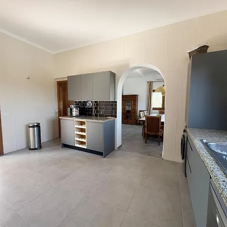 Villa 4 Bedroom In