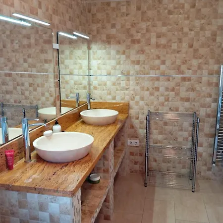 Villa 4 Bedroom In Benalmadena