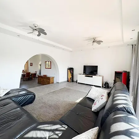 4 Bedroom In Benalmadena