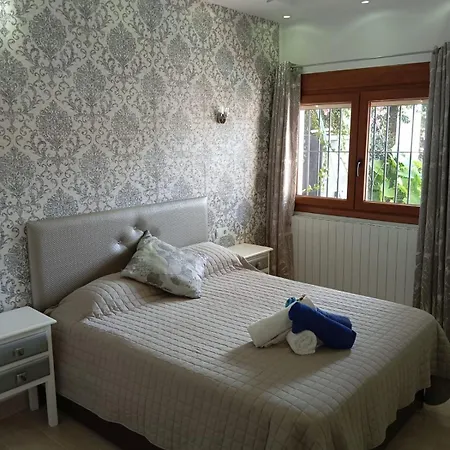 4 Bedroom In Villa
