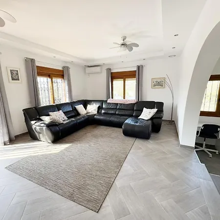 4 Bedroom In Benalmadena